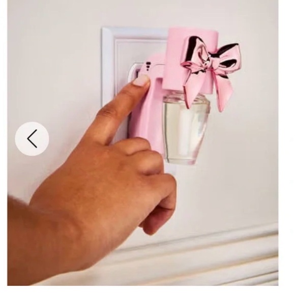 🎀 Wallflowers Plug In Bath & Body Works Exclusive 2024 NEW + fragrance refill - Picture 2 of 8